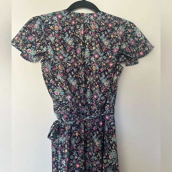 Maison Jules Flutter-Sleeve Wrap Dress - Picture 4 of 7